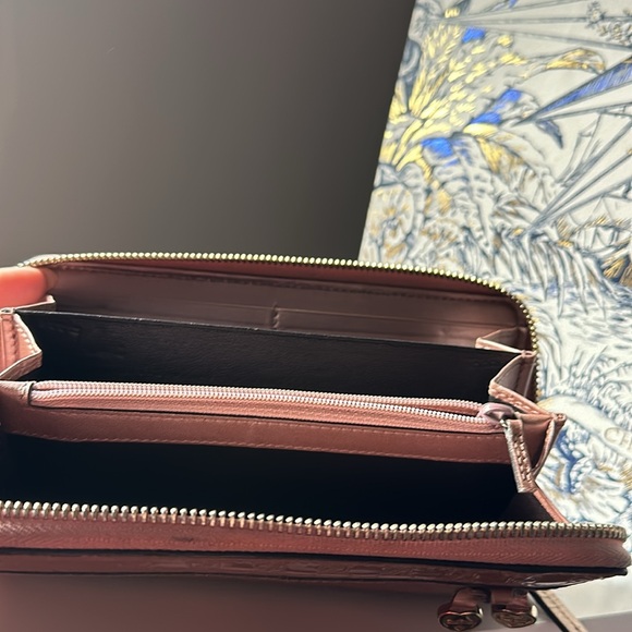 Gucci guccisima long zippy wallet - Picture 6 of 9